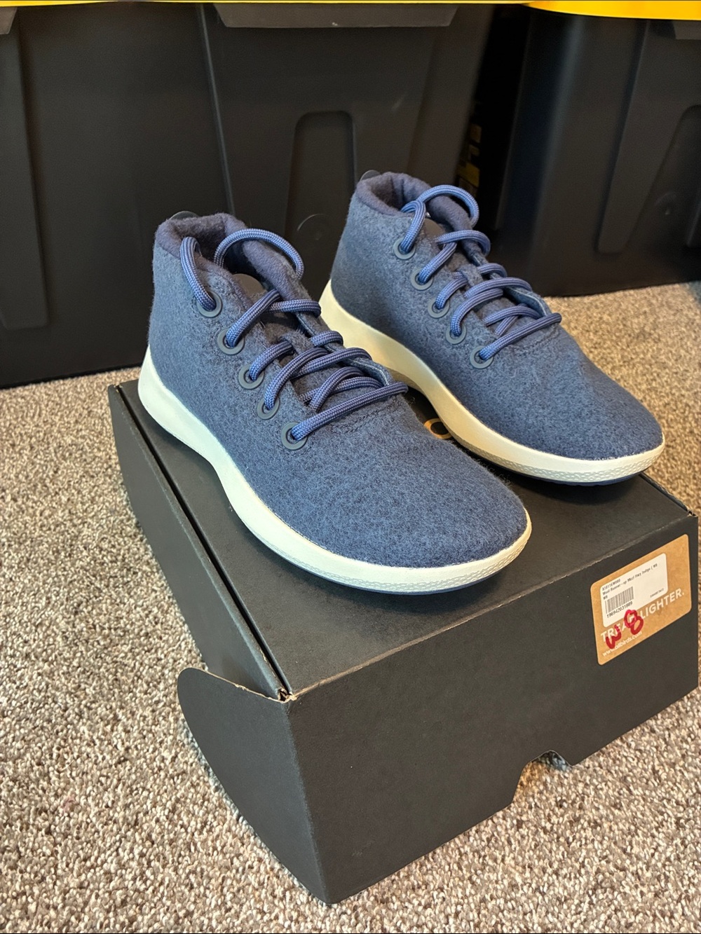 allbirds Women's Navy Wool Runner-Up Mid Sneakers